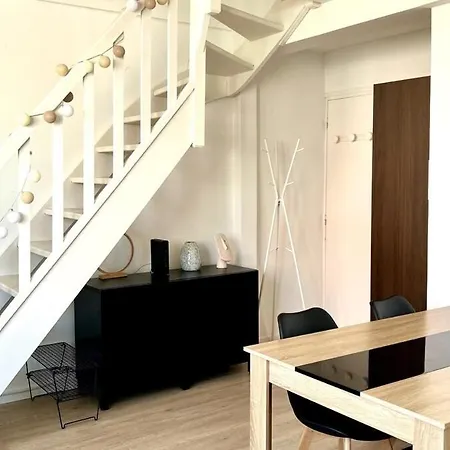 Cozy Duplex Centre Design & Quiet *