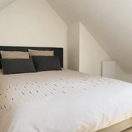 Cozy Duplex Centre Design & Quiet